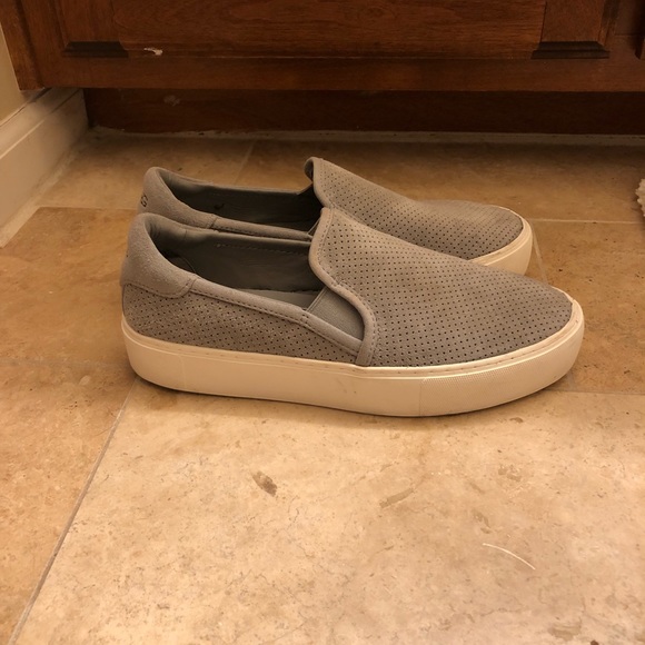 Gray ugg size 8 - Picture 2 of 4